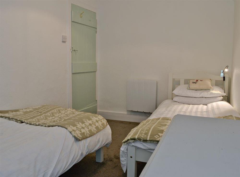 Twin bedroom (photo 2) at Cae Cynddelw in Llandderfel near Bala, Gwynedd