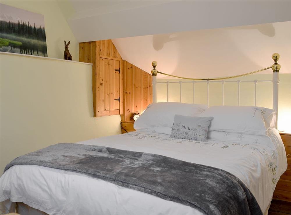 Comfortable double bedroom at Caeberllan in Llanfair Caereinion, Powys