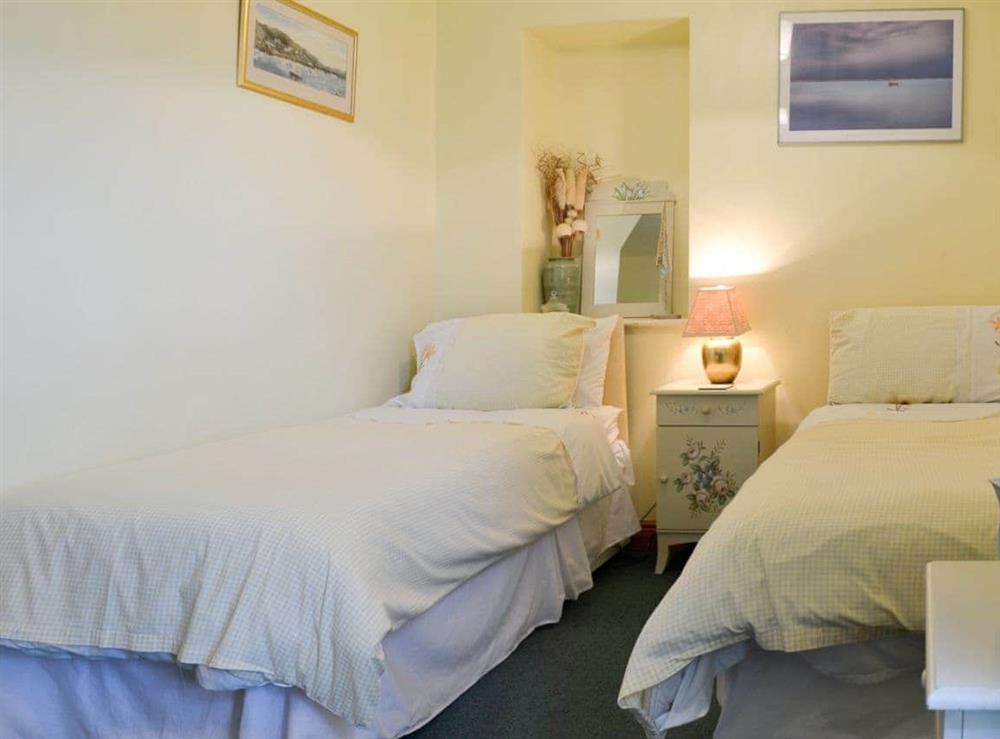 Cosy twin bedroom at Caefadog Fach in Barmouth, Gwynedd., Great Britain