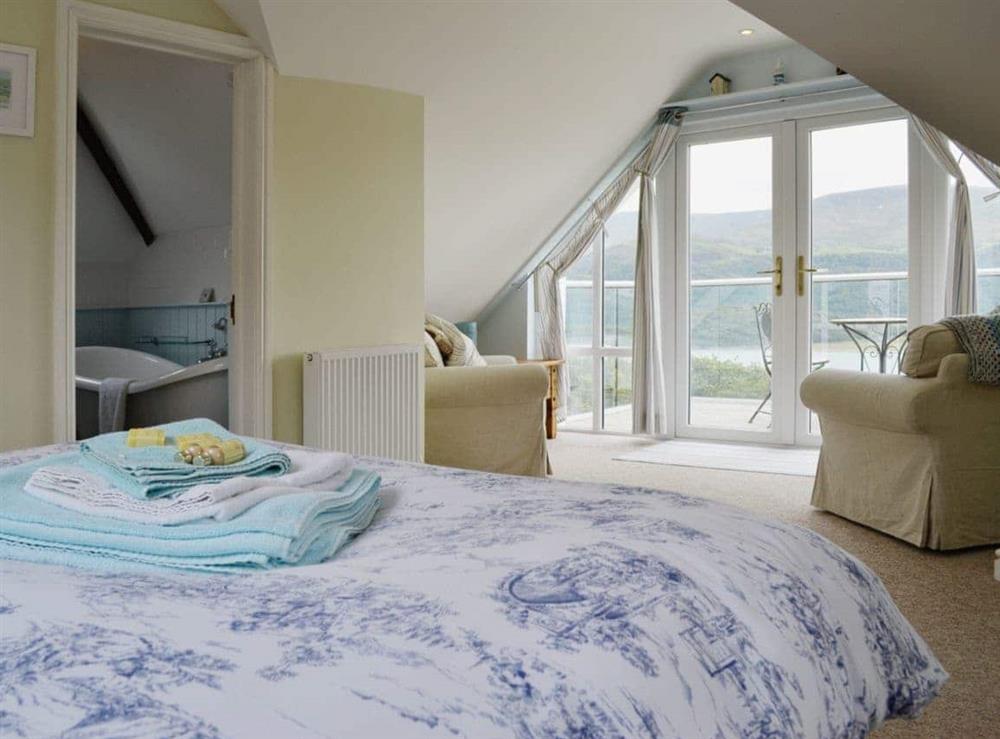 Double bedroom (photo 4) at Caefadog Fach in Barmouth, Gwynedd., Great Britain