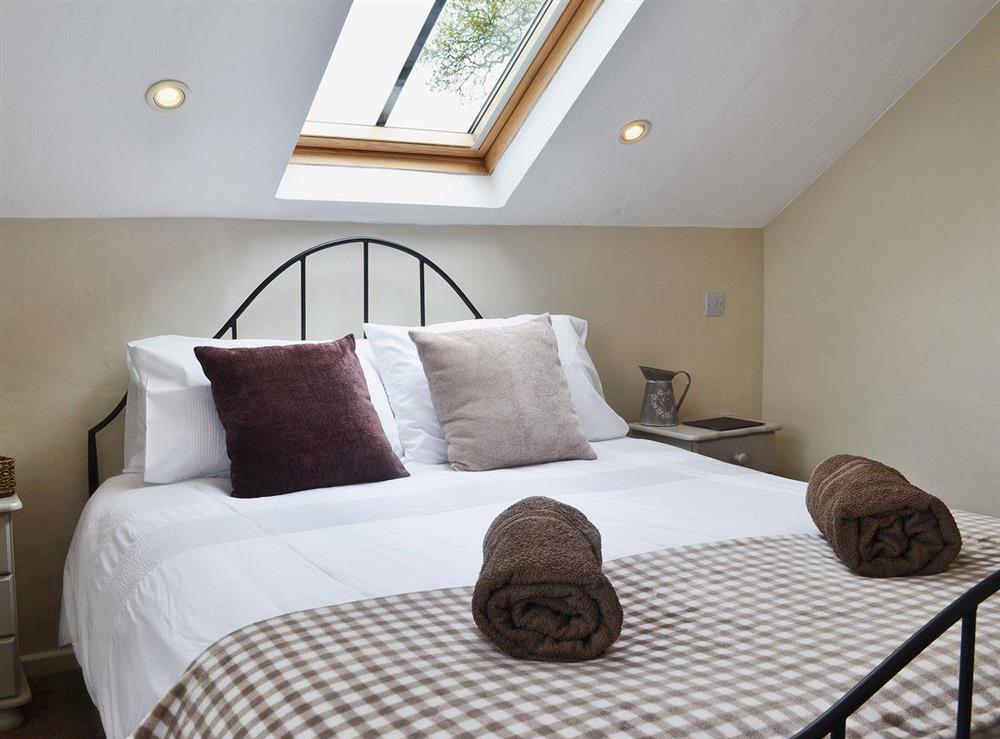 Kingsize bedroom with single sofa bed (photo 3) at Caely Barn in near Llandrindod Wells, Powys