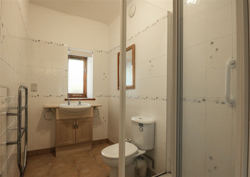 This is the bathroom at Caen Y Coed Barn, Penrhyndeudraeth