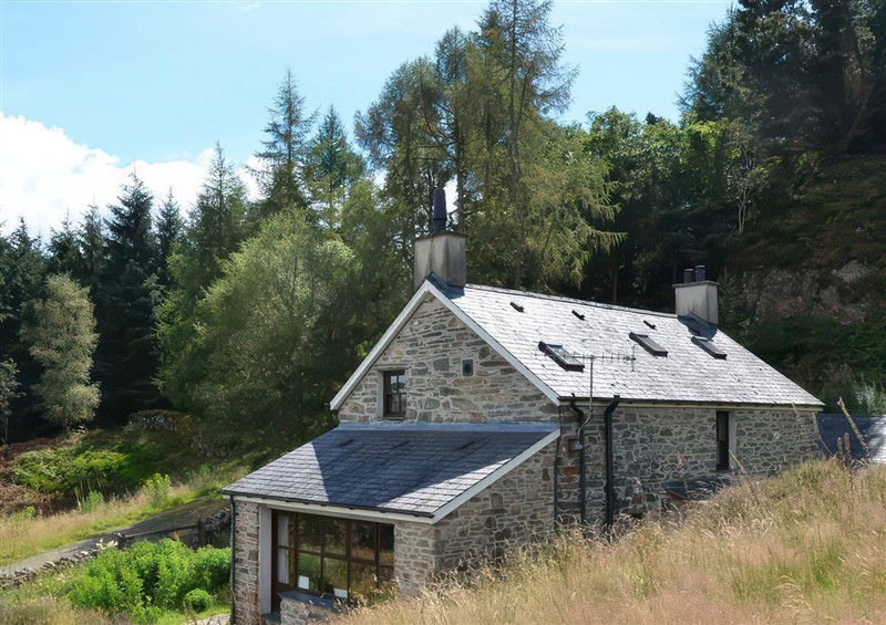This is Cae'n Y Coed Cottage (photo 2) at Caen Y Coed Cottage, Penrhyndeudraeth