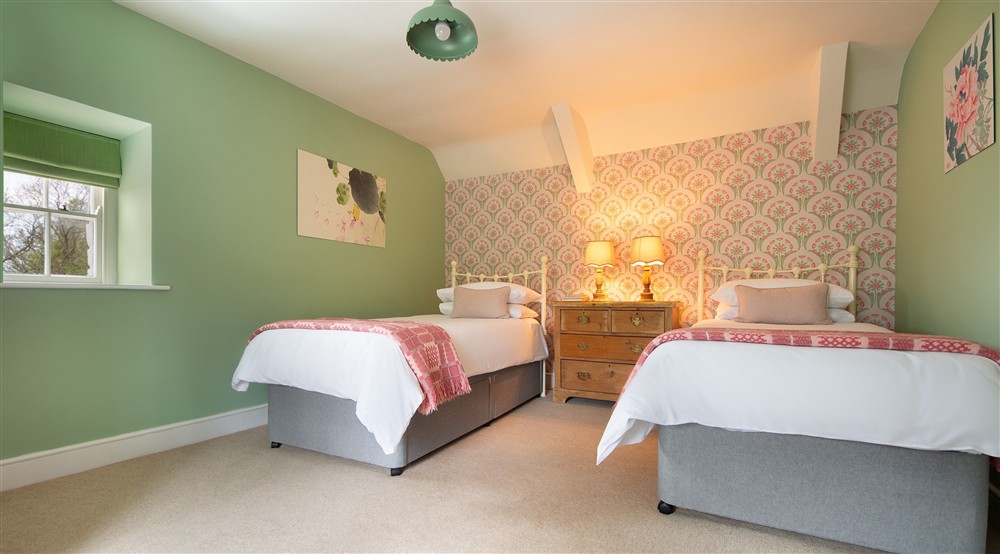 The twin bedroom at Caerllan in Llandysul, Ceredigion