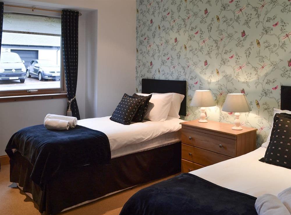 Delightful twin bedroom at Cairn View in Aviemore, Inverness-Shire