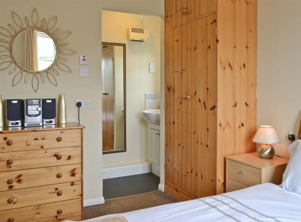 Double bedroom (photo 3) at Cairnie View in Aviemore, Inverness-Shire