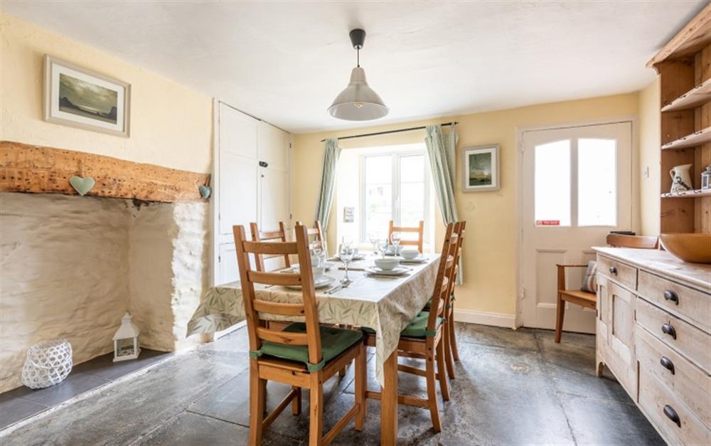The dinning room at Camac Cottage in Hope Cove