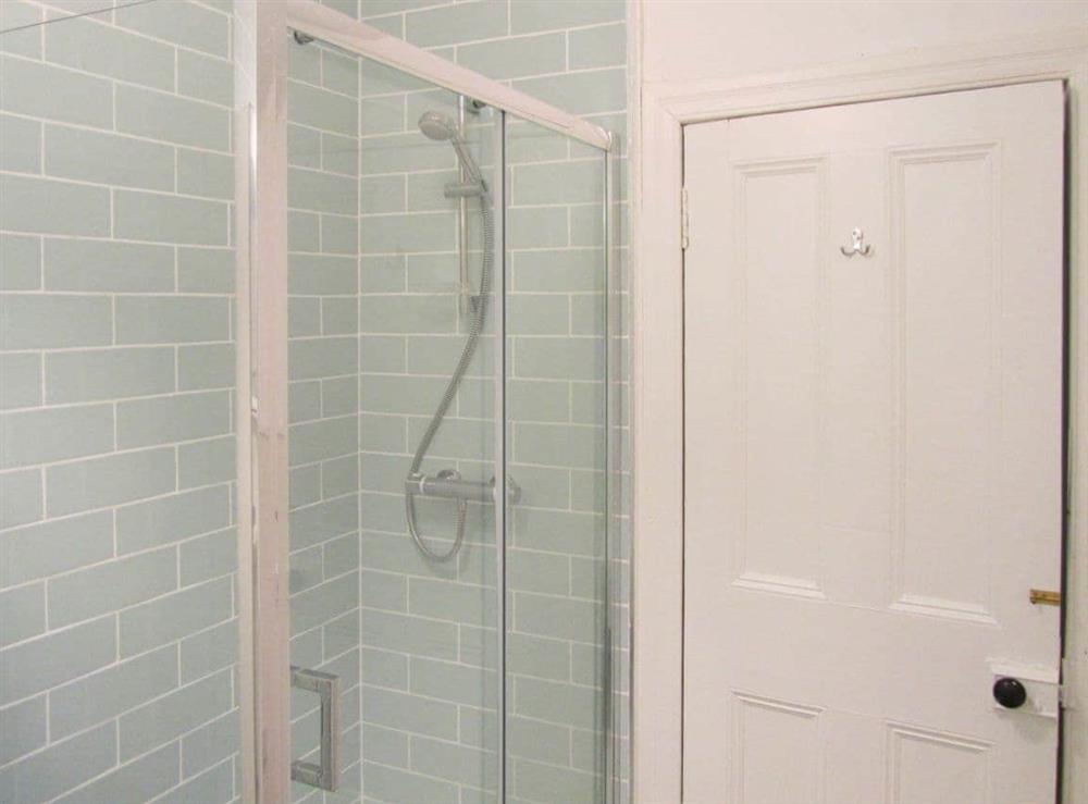 Fully tiled shower cubicle