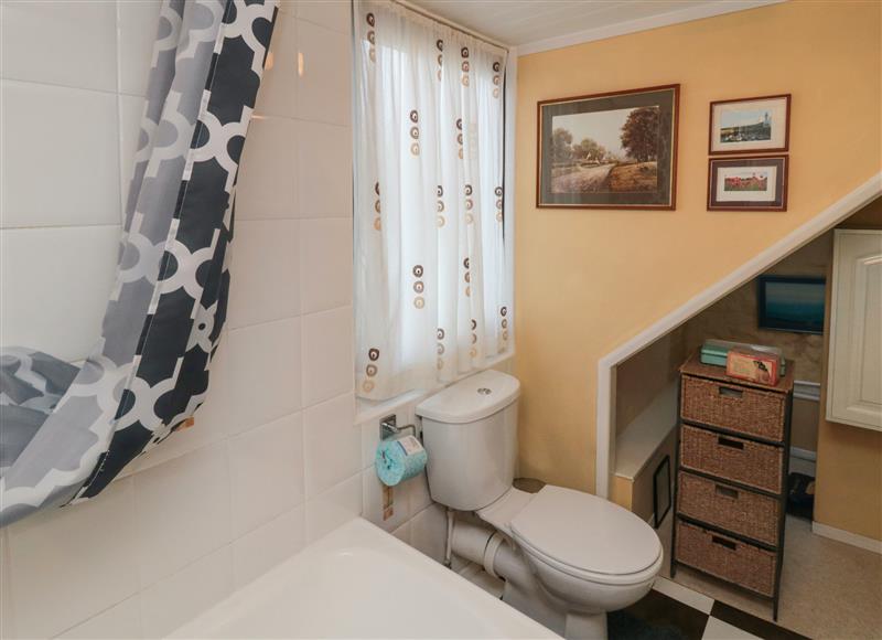 This is the bathroom at Cambridge Cottage, Scarborough