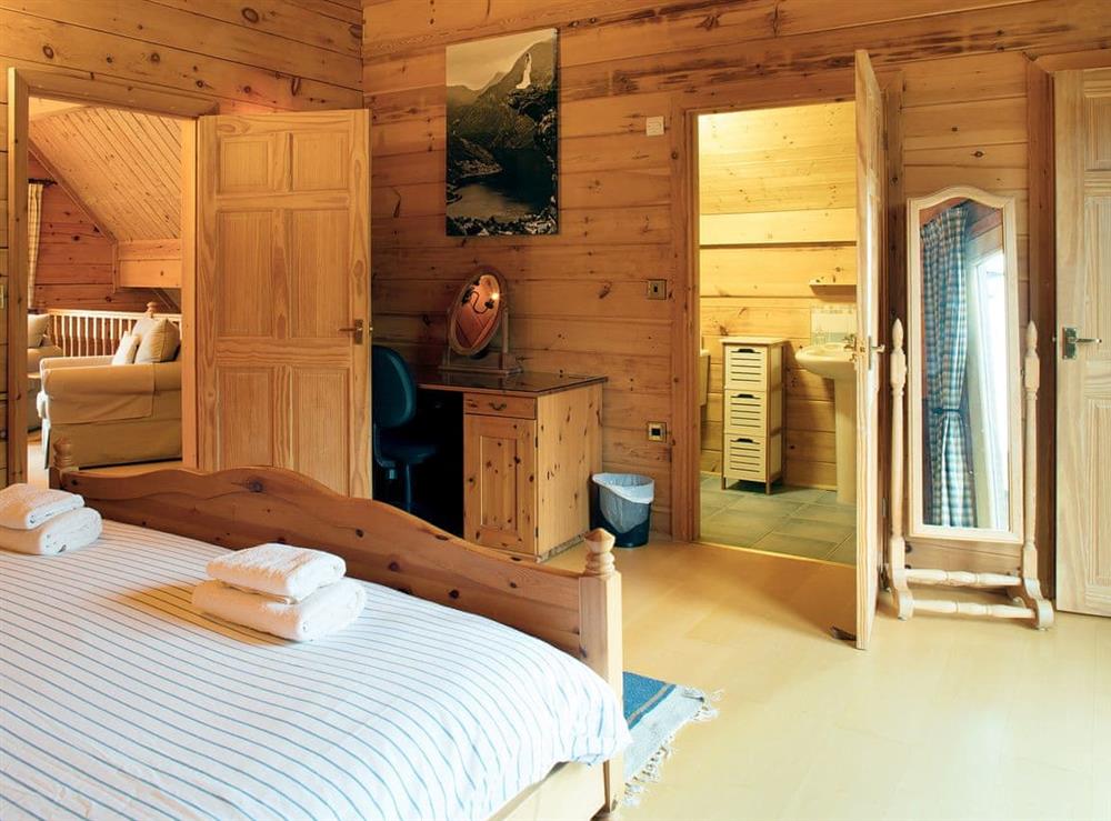 Bedroom with en-suite facilities at Camelog in Little Petherick, near Padstow, Cornwall