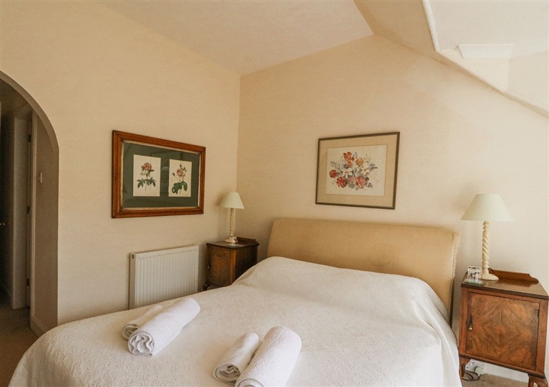 A bedroom in Camisky Lodge (photo 2) at Camisky Lodge, Torlundy near Caol