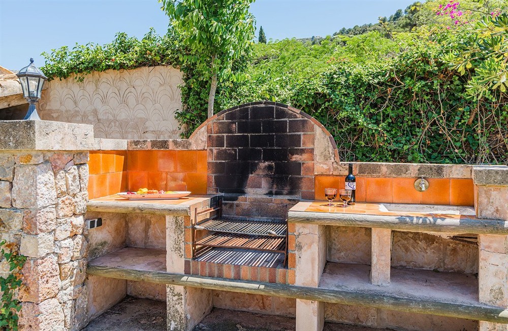 Can Llobera d’Baix