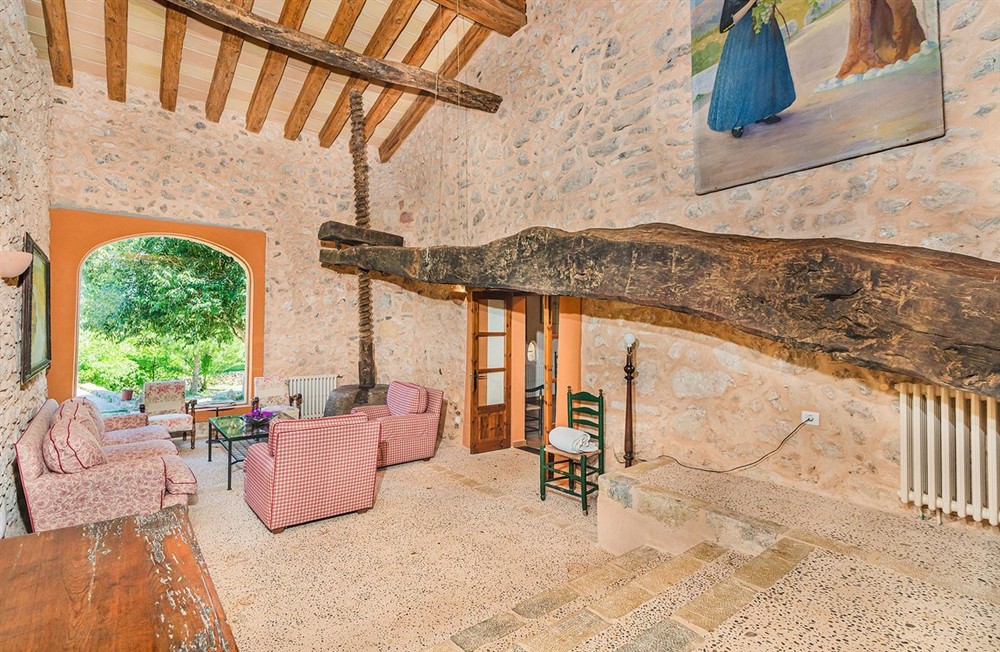 Can Llobera d’Baix