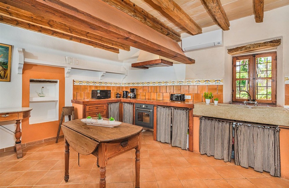 Can Llobera d’Baix