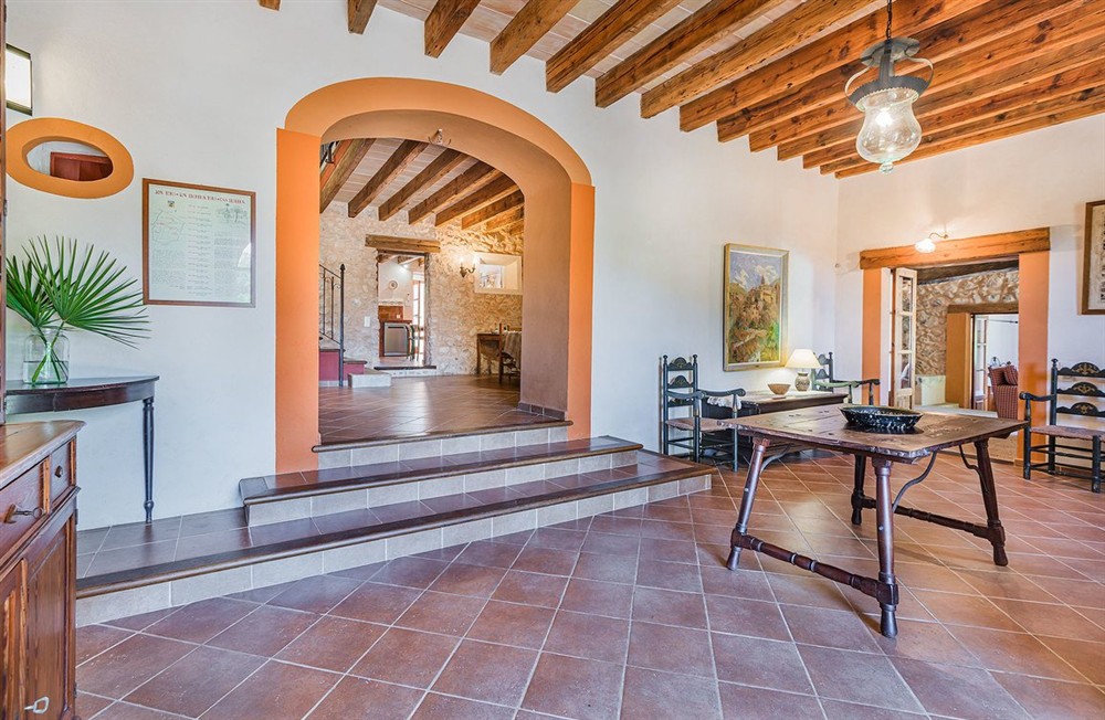 Can Llobera d’Baix