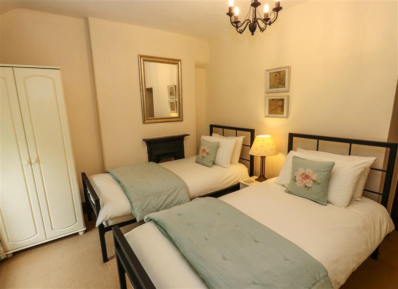 One of the 2 bedrooms at Candlelight Cottage, Litton