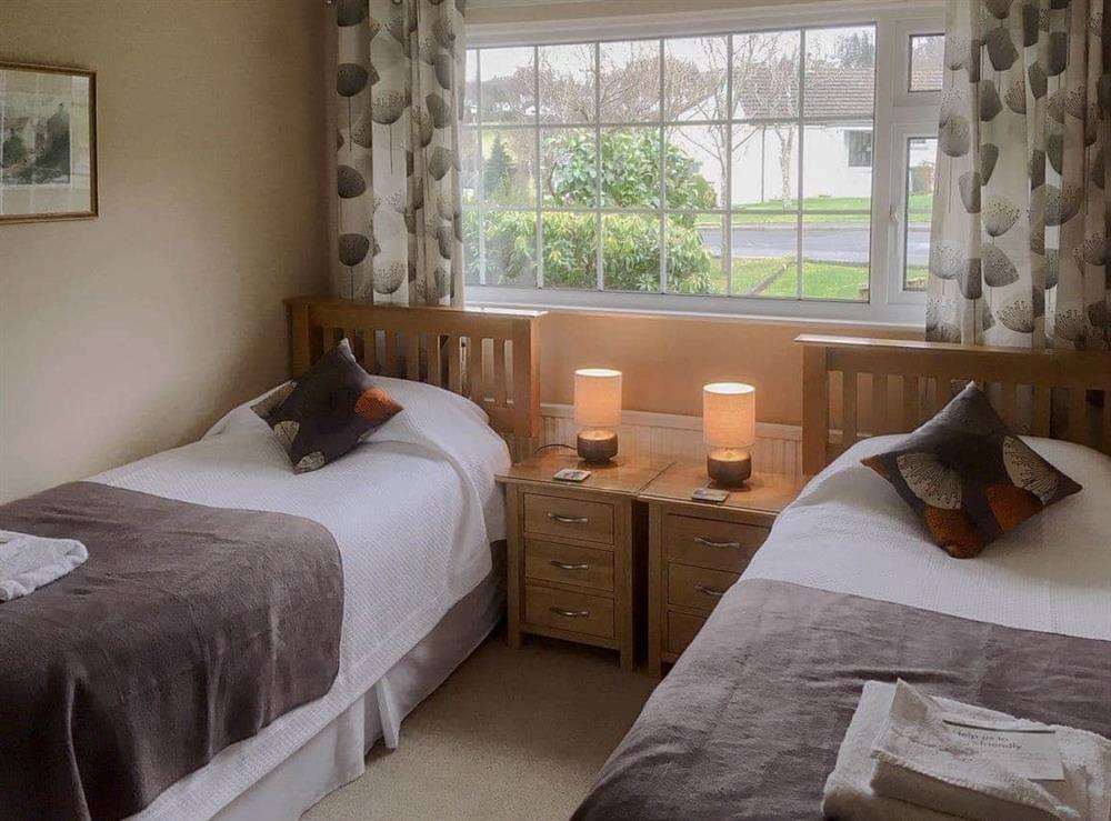 Twin bedroom at Candlemas in Keswick, Cumbria