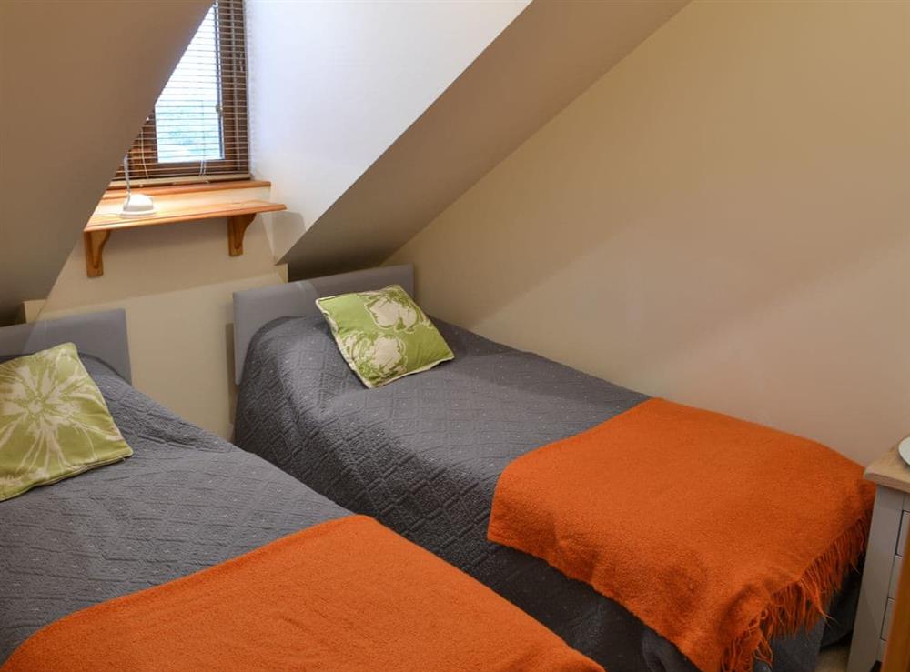 Twin bedroom at Candles Cottage in Cubert, near Newquay, Cornwall