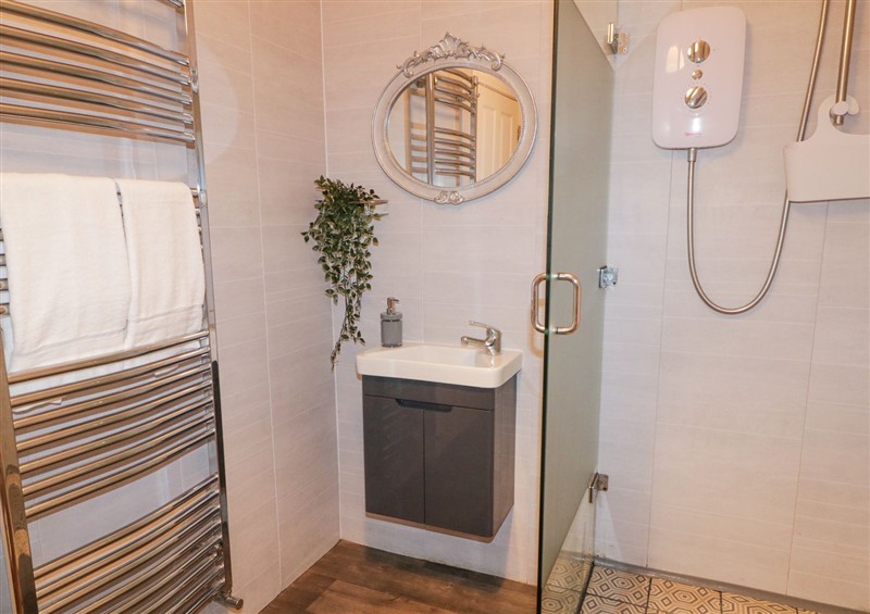 Bathroom at Canning Cottage, Limavady