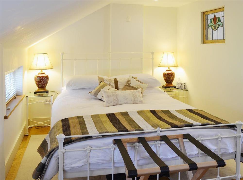 Calm and relaxing the comfortable double bedroom at The Gardeners Cottage, 