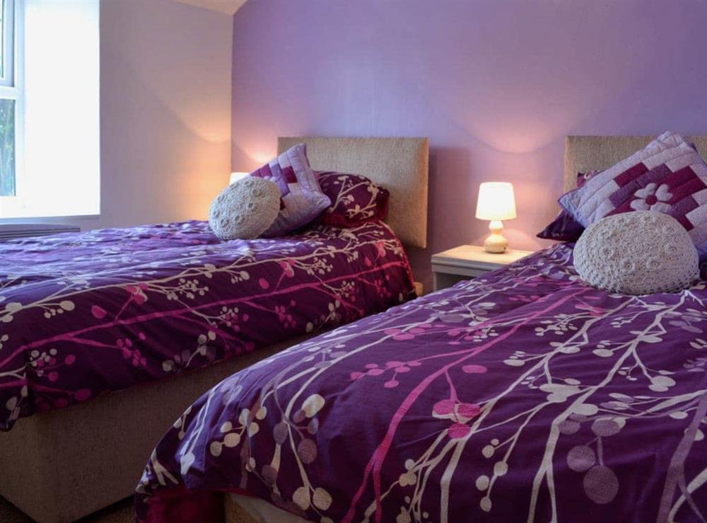 The bright and airy twin bedded room at Capel Fawnog Bach in Talsarnau, Gwynedd