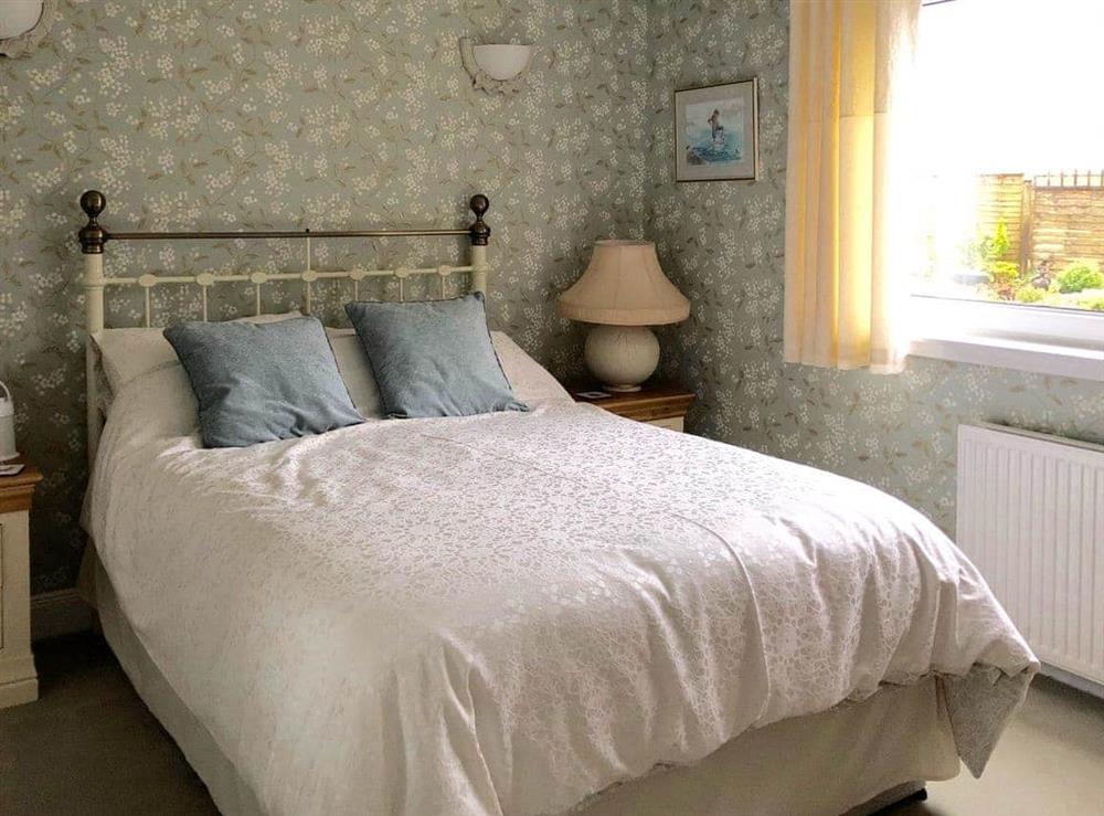 Relaxing double bedroom at Capelrig Cottage in Glasgow, Lanarkshire