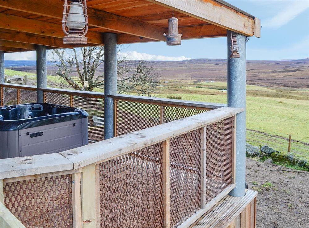 Wonderful hot tub with spectacular views at Capercaillie Cottage in Rhilochan, Rogart, near Dornoch, Highlands, Sutherland