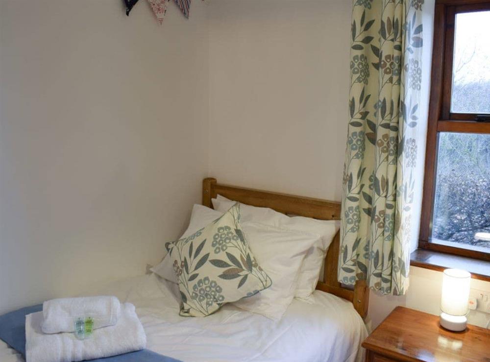 Twin bedroom (photo 2) at Capstan Cottage in Whitby, Yorkshire, North Yorkshire