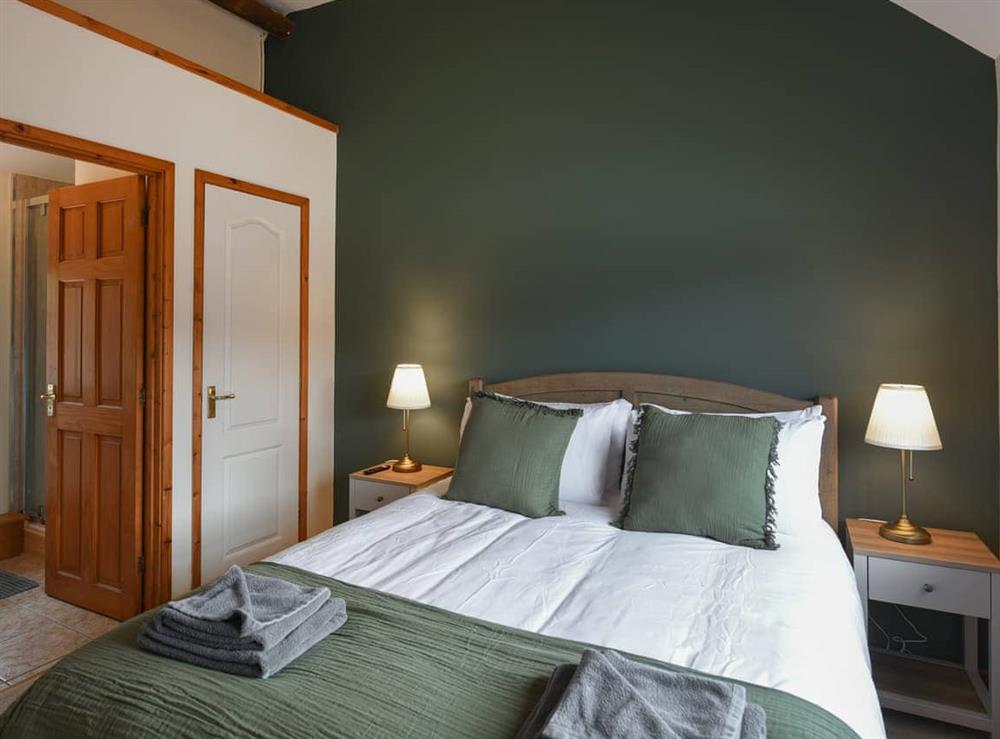 Double bedroom (photo 3) at Caradoc in Church Stretton, Shropshire