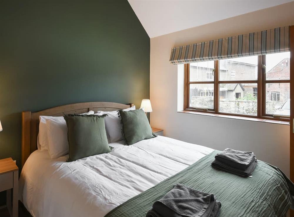 Double bedroom (photo 4) at Caradoc in Church Stretton, Shropshire