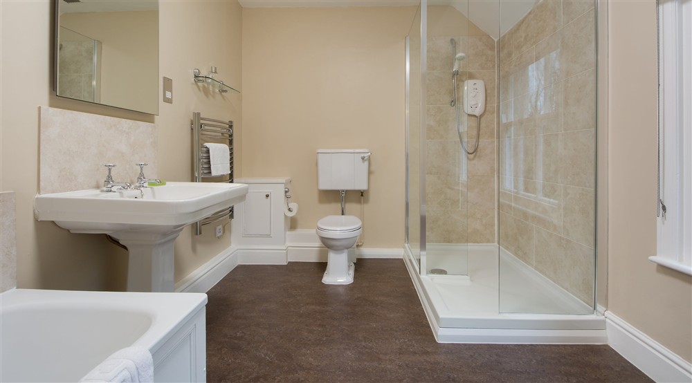 The bathroom (photo 2) at Caragloose Farm House in Truro, Cornwall
