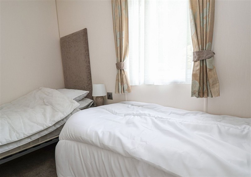 A bedroom in Caravan 96 at Caravan 96, Llanfwrog