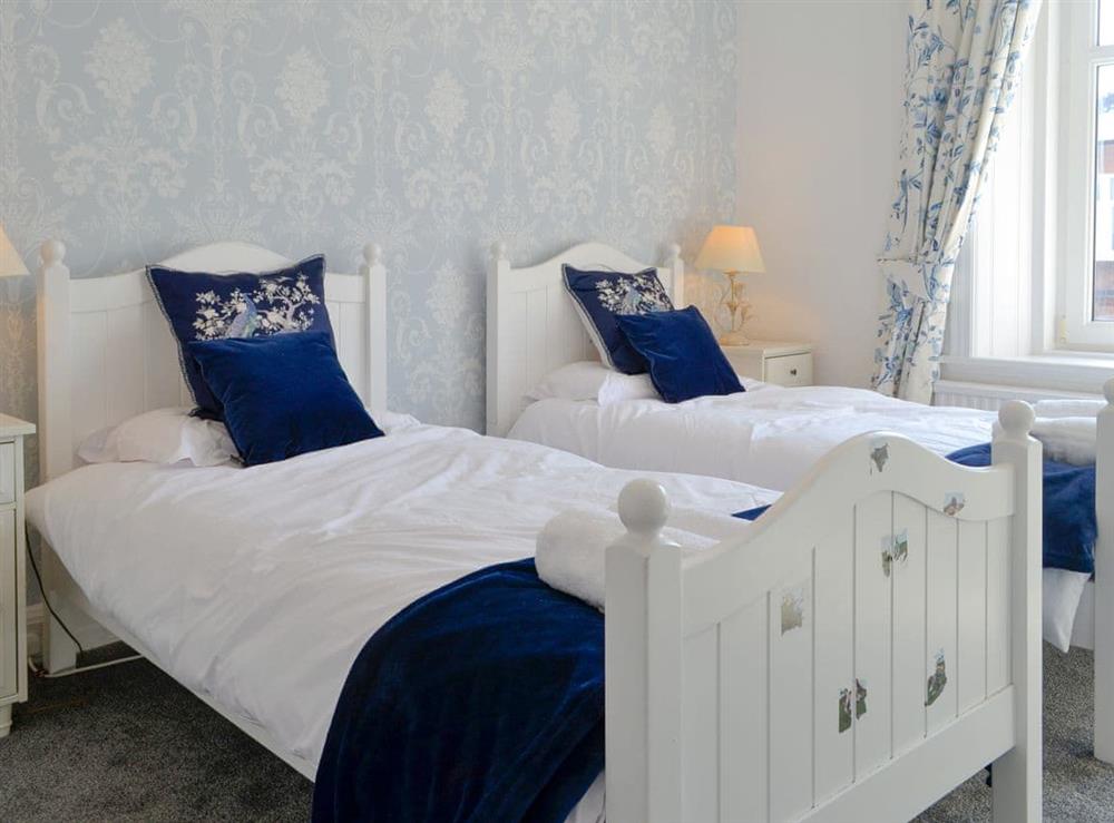 Twin bedroom at Cardoness House in Dumfries, Dumfries and Galloway, Dumfriesshire