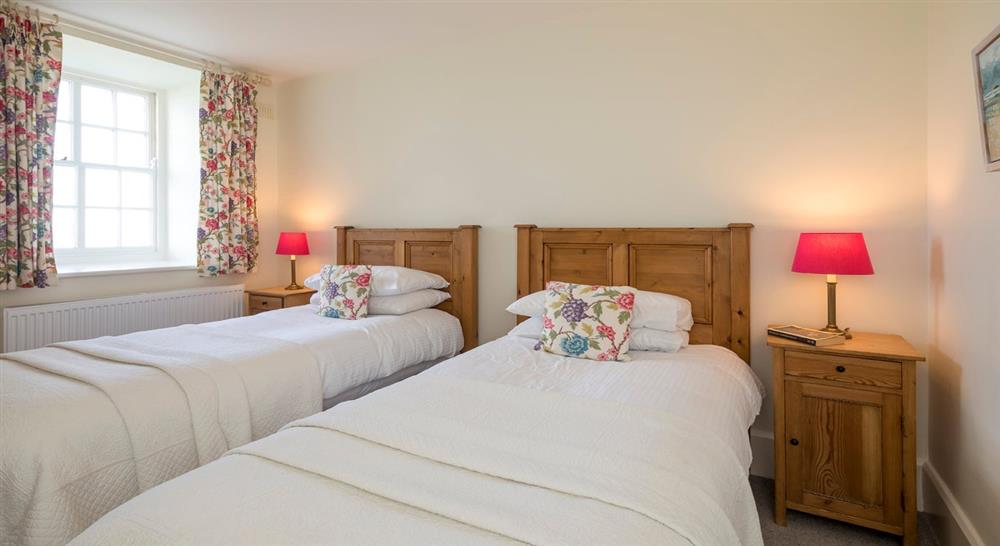The twin bedroom at Carnweather in Port Isaac, Cornwall