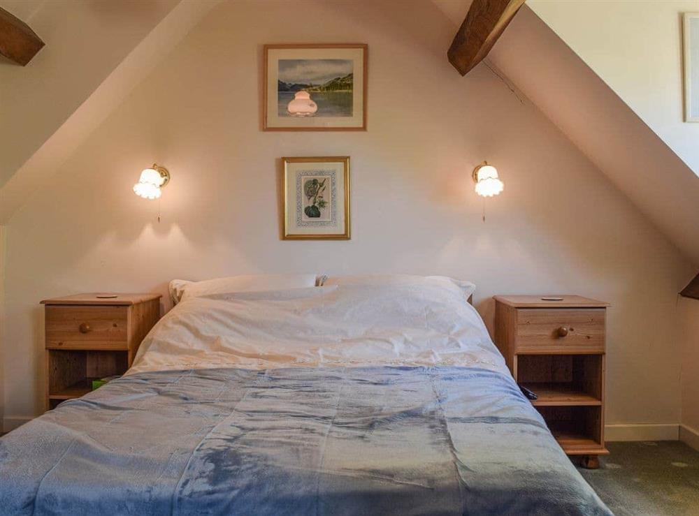 Double bedroom at Carpenters Barn in Pillerton Hersey, near Shipston-on-Stour, Warwickshire