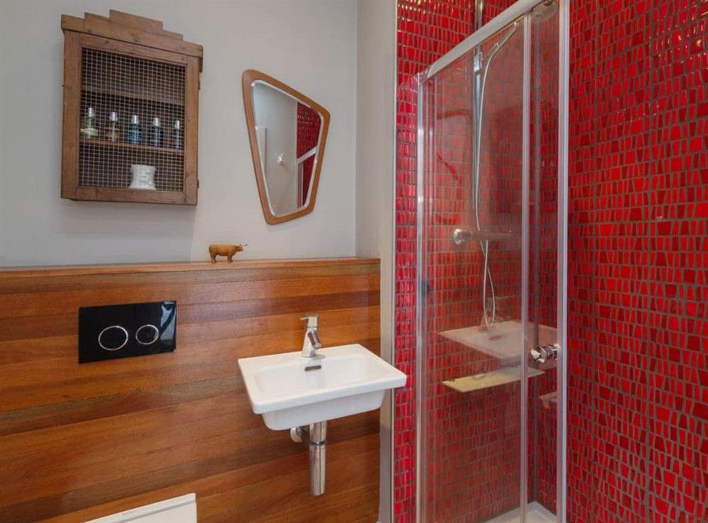 Contemporary en-suite shower room at Carsaig in Brig o’Turk, near Callander, Perthshire