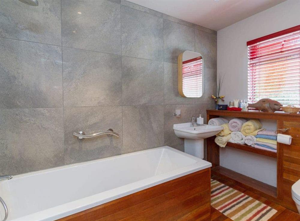 Stylish en-suite bathroom at Carsaig in Brig o’Turk, near Callander, Perthshire