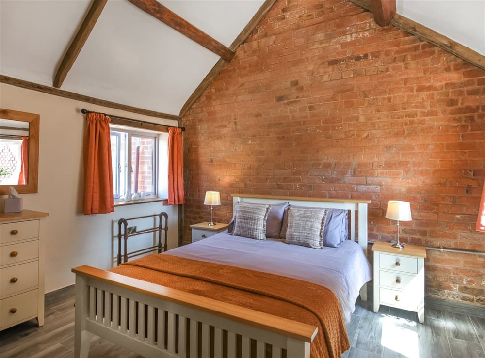 Double bedroom at Cart House Barn in Bridgnorth and Ironbridge, Shropshire