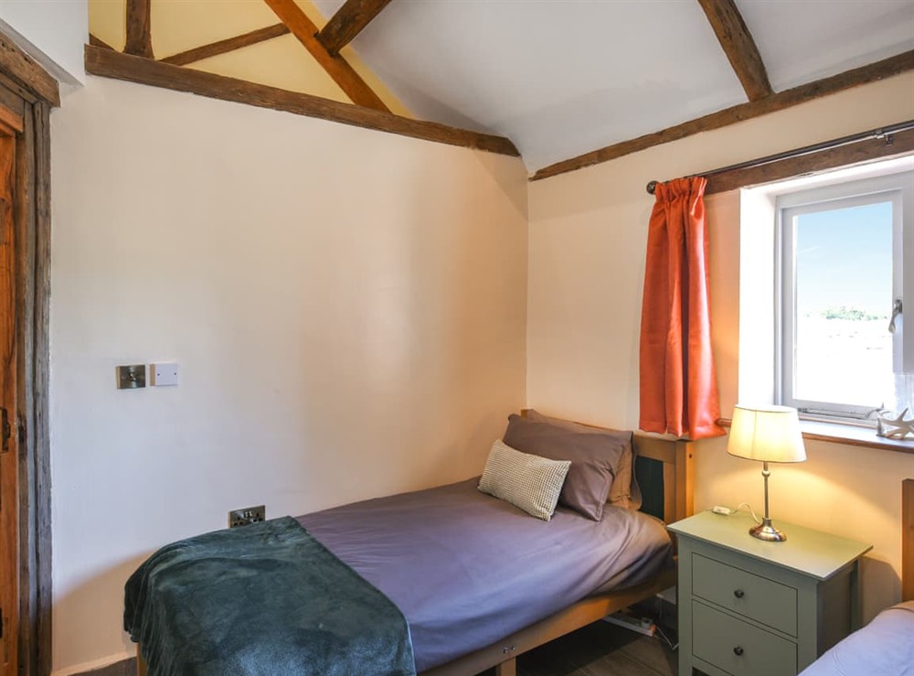 Twin bedroom (photo 2) at Cart House Barn in Bridgnorth and Ironbridge, Shropshire