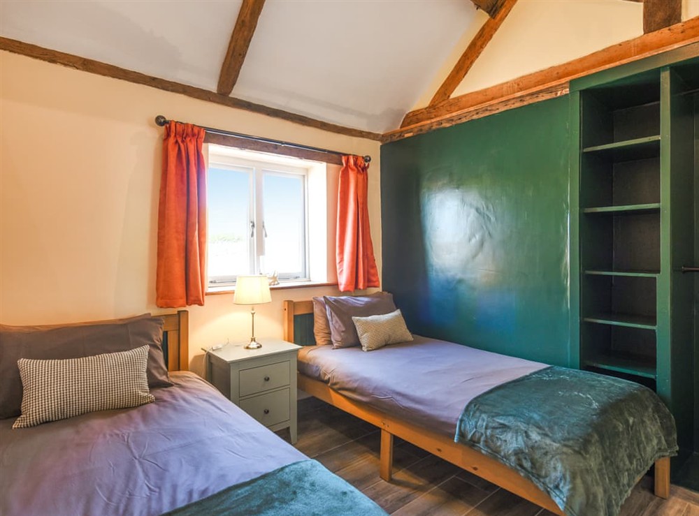 Twin bedroom at Cart House Barn in Bridgnorth and Ironbridge, Shropshire