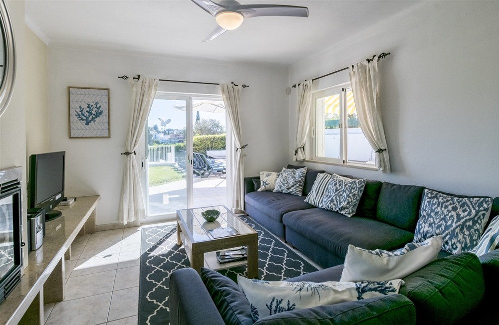 Casa Bougainvilla (photo 4) at Casa Bougainvilla in Carvoeiro, Algarve