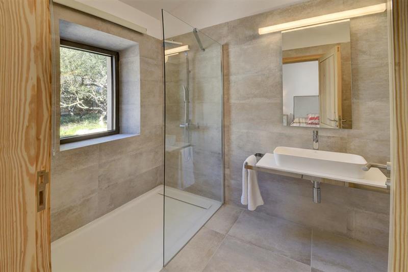 Bathroom (photo 2) at Casa Colom, Cala dOr, Spain