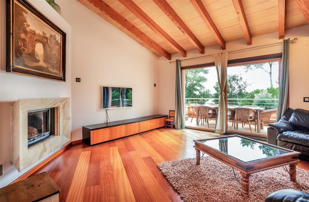 Casa Crestax