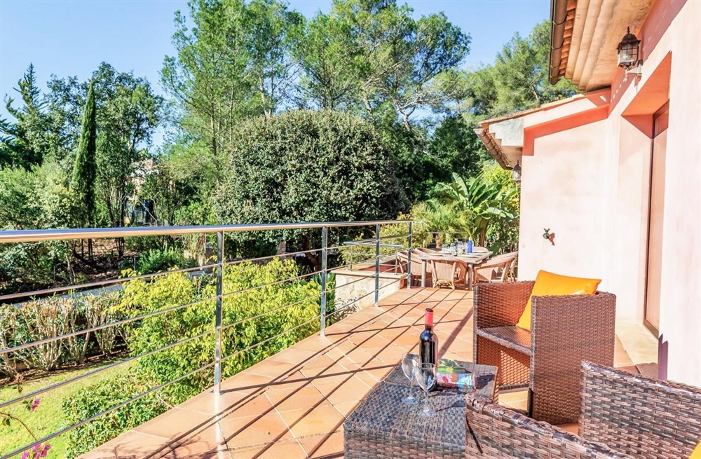Casa Crestax