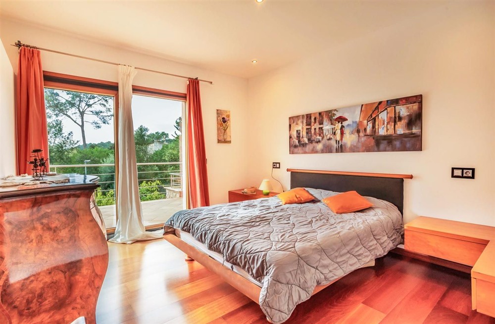 Casa Crestax
