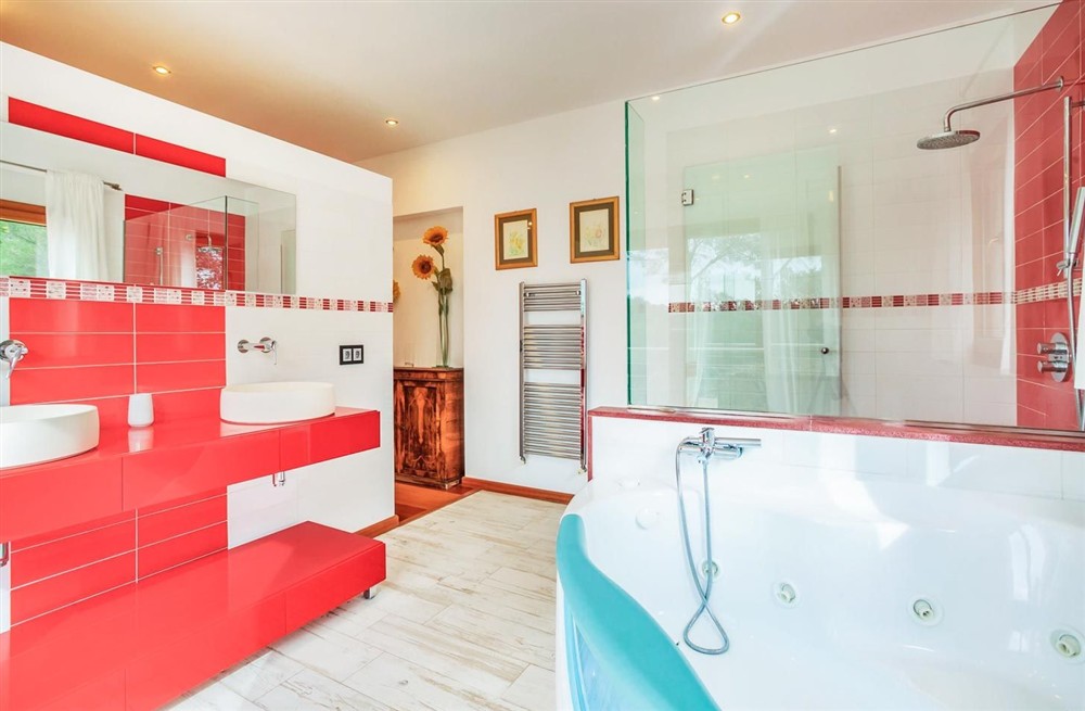 Casa Crestax