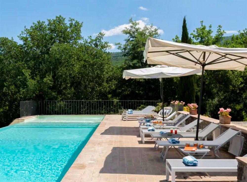Casa Zari