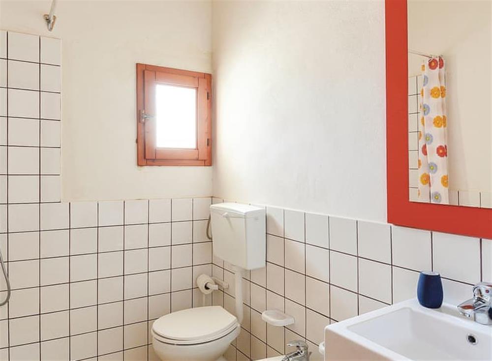 Bathroom at Casale Granati in Rosolini, Italy