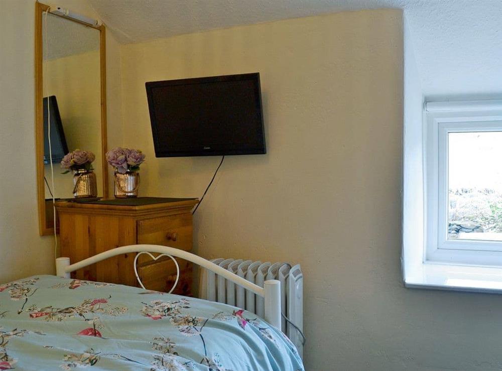 Comfy single bedroom (photo 2) at Castiel Cottage in Ysbyty Ifan, near Betws-y-Coed, Gwynedd