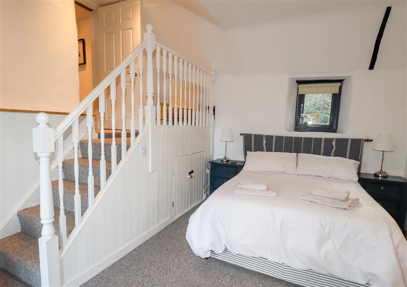 One of the 3 bedrooms (photo 3) at Castle Mill, Newport